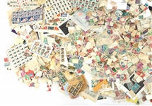 INTERNATIONAL & DOMESTIC LOOSE POSTAGE STAMPS