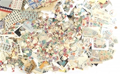 INTERNATIONAL & DOMESTIC LOOSE POSTAGE STAMPS