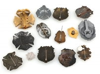 FIREFIGHTING TOY & REPLICA BADGES