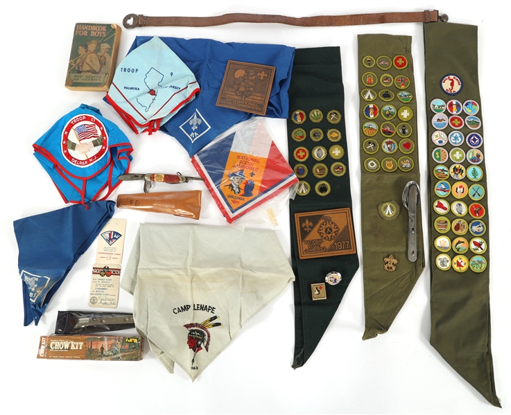 BOY SCOUTS OF AMERICA EQUIPMENT AND ACCESSORIES