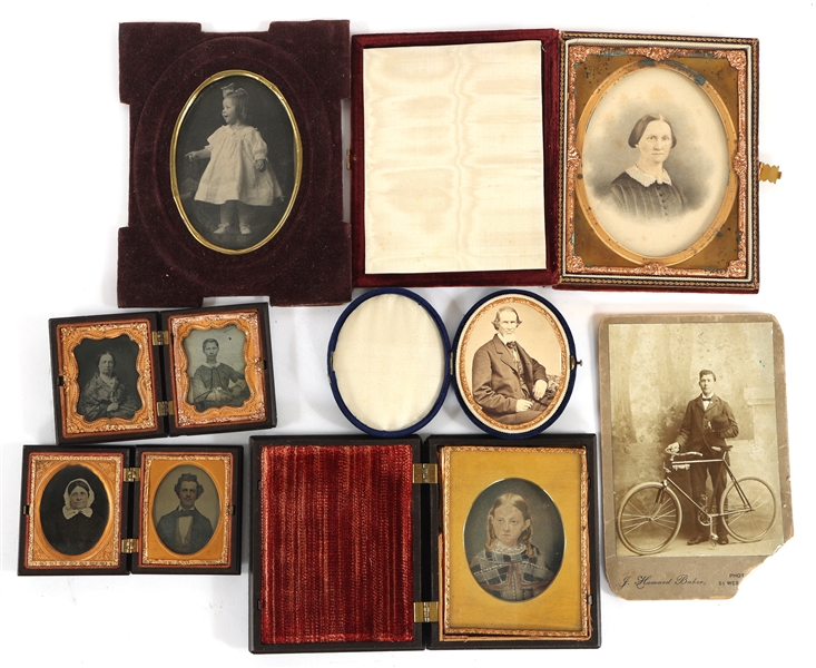 LATE 19TH / EARLY 20TH C. CARTE DE VISITE & IMAGES