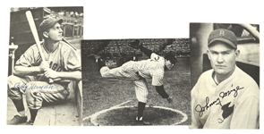 MAJOR LEAGUE BASEBALL AUTOGRAPH CLIPPINGS