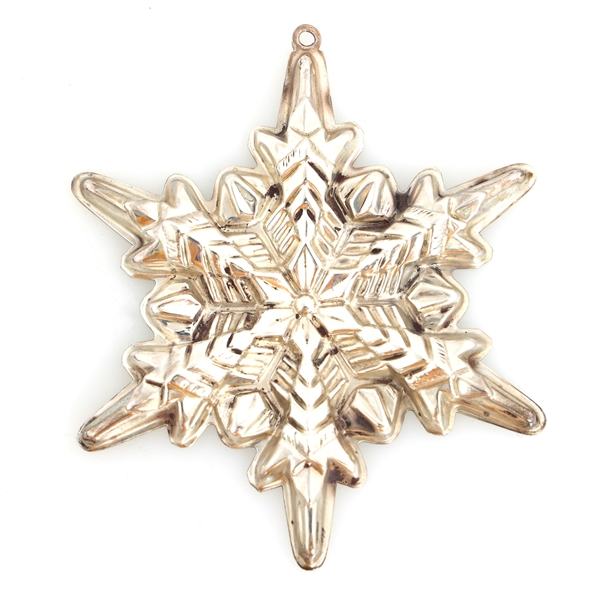 GORHAM STERLING SILVER CHRISTMAS SNOWFLAKE ORNAMENT