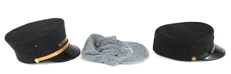 RAILROADIANA CONDUCTOR ENGINEER HATS & SCARF
