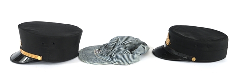 RAILROADIANA CONDUCTOR ENGINEER HATS & SCARF