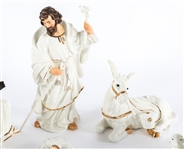 GRANDEUR NOEL 2000 PORCELAIN NATIVITY SET
