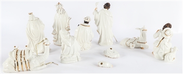 GRANDEUR NOEL 2000 PORCELAIN NATIVITY SET