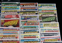MARVEL DAREDEVIL COMIC BOOKS - LOT OF 40+ 