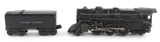 LIONEL O GAUGE LOCOMOTIVE AND TENDER SET