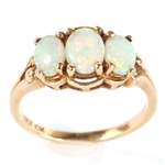 10K YELLOW GOLD OPAL FASHION RING