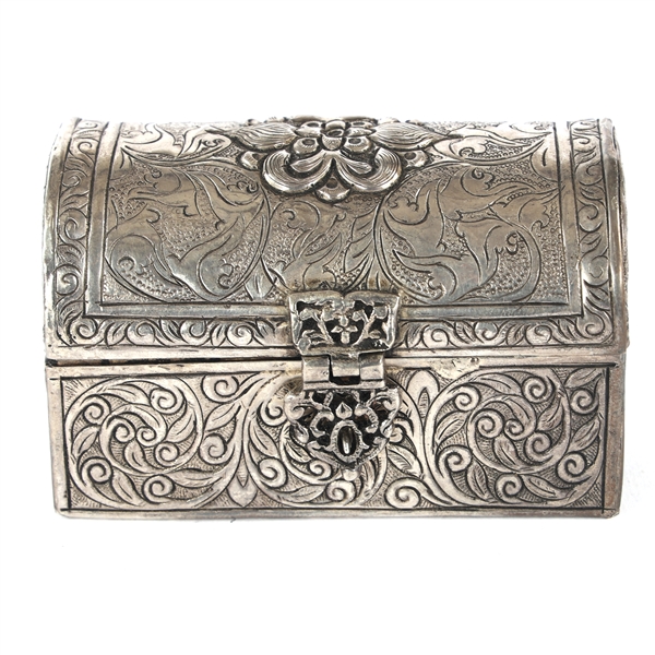 PERUVIAN SILVER JEWELRY TRINKET CHEST BOX