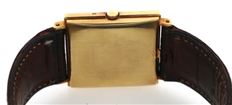 MEN'S UNIVERSAL AUTOMATIC 18K GOLD CASE WRIST WATCH