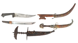 SOUTHEAST ASIAN & MIDDLE EASTERN DAGGERS 