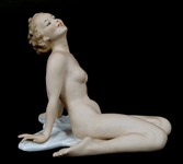 WALLENDORF PORCELAIN FEMALE NUDE FIGURINE