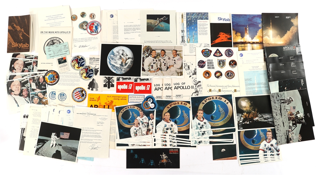 NASA MISSIONS SKYLAB ASTP & APOLLO DOCUMENTS & EPHEMERA