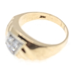 MEN'S 14K YELLOW GOLD DIAMOND RING 