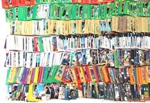 TOPPS & SCORE BASEBALL TRADING CARDS