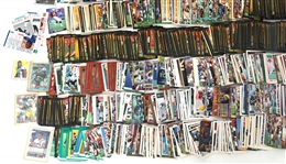 FOOTBALL TRADING CARDS 