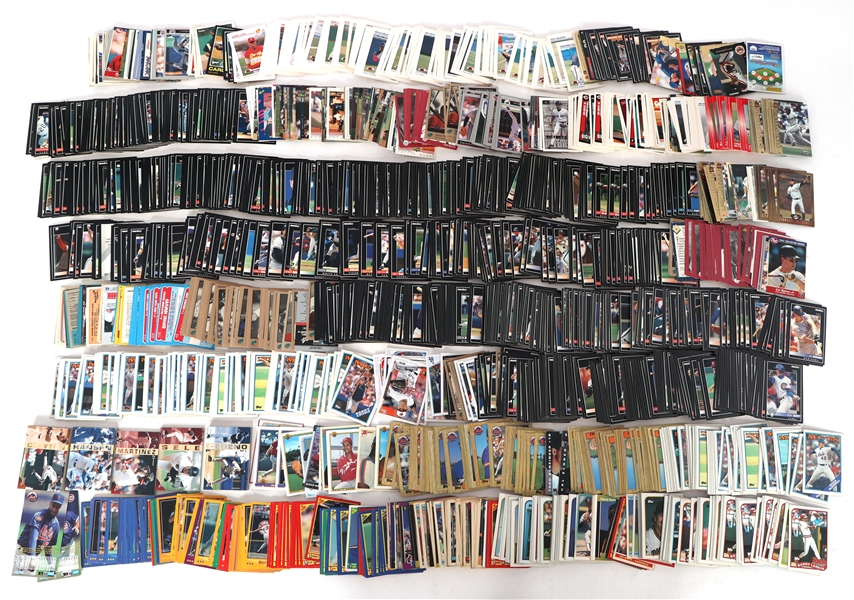 COLLECTORS BASEBALL TRADING CARDS 