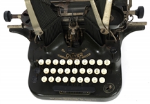OLIVER STANDARD ISSUE NO. 5 TYPEWRITER