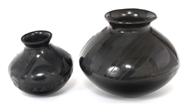 MEXICAN MATA ORTIZ BLACK POTTERY - SIGNED 