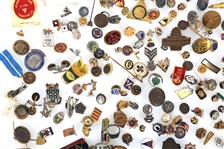 INTERNATIONAL MILITARY & CIVILIAN LAPEL PINS & BADGES