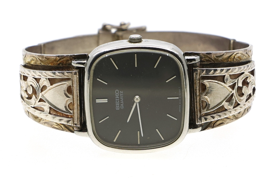 SEIKO WRISTWATCH WITH MEXICAN STERLING SILVER CUFF