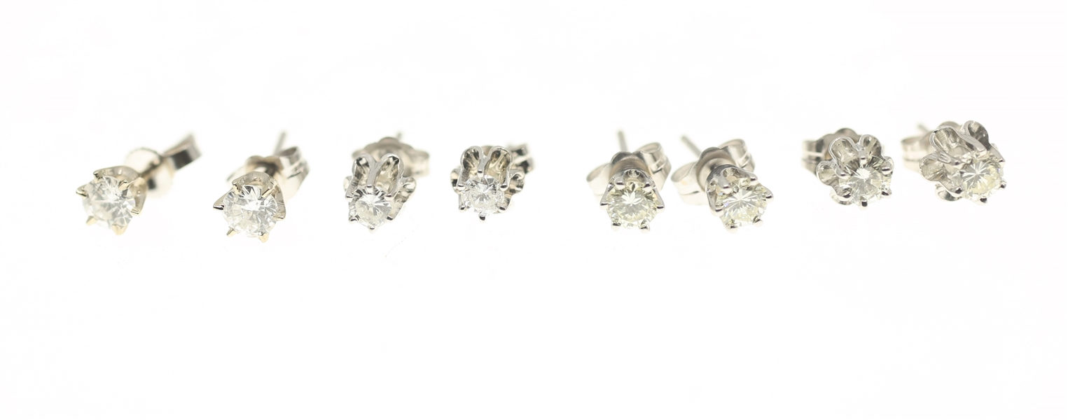 14K WHITE GOLD 0.22--0.50CTW DIAMOND SOLITAIRE EARRINGS