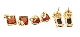 14K YELLOW GOLD GARNET & ONYX STUD EARRINGS