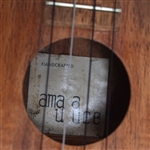 EARLY '70s KAMAKA 4-STRING UKULELE MADE IN HAWAII