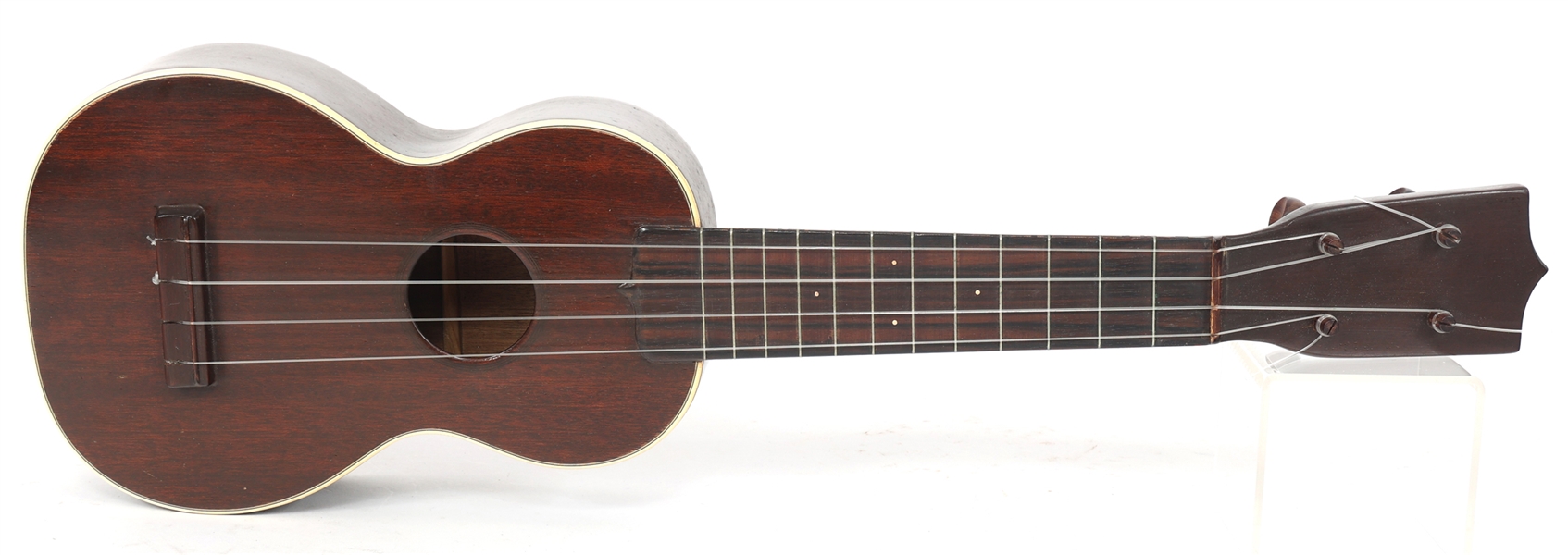 EARLY 20TH C. C.F. MARTIN SOPRANO STYLE 0 UKULELE