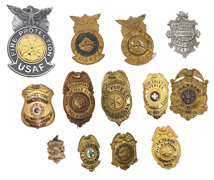 OBSOLETE FIRE DEPARTMENT & EMERGENCY BADGES
