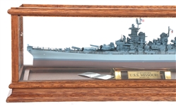 FRANKLIN MINT USS MISSOURI BB-63 BATTLESHIP MODEL 1:550