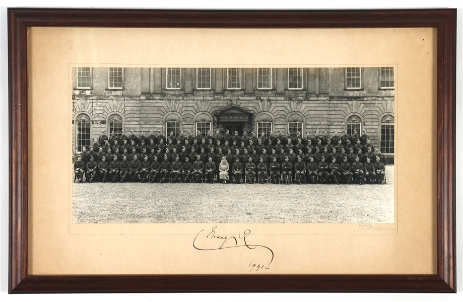 1941 QUEEN CONSORT MARY OF TECK SIGNED PHOTOGRAPH