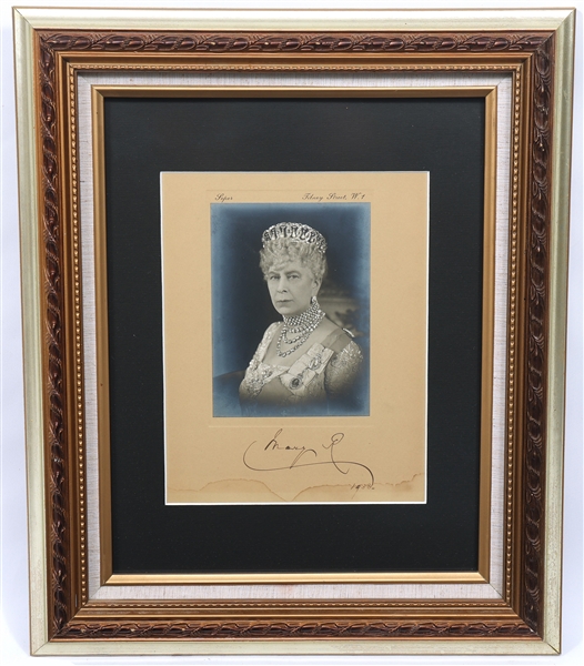 QUEEN CONSORT MARY OF TECK SIGNED PHOTOGRAPH