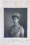1920 QUEEN MARY OF TECK SIGNED PHOTOGRAPH