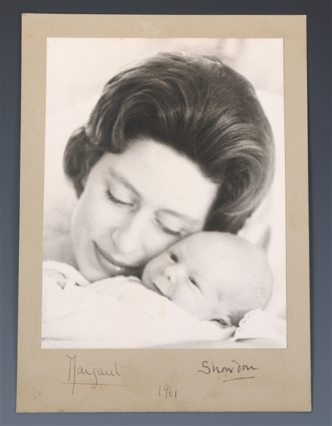 1961 PRINCESS MARGARET EARL OF SNOWDON SIGNED PHOTO