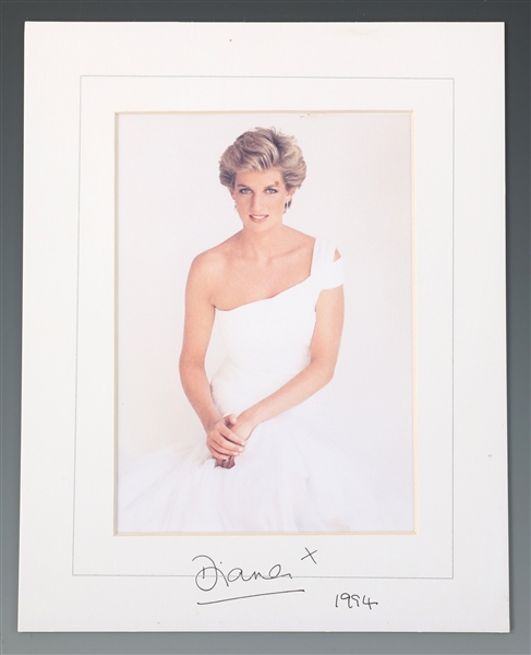 1994 DIANA PRINCESS OF WALES SIGNED PHOTO PRINT