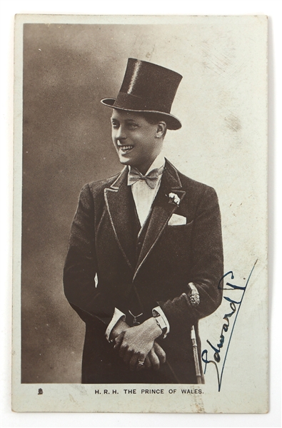 KING EDWARD VIII PRINCE OF WALES SIGNED POSTCARD