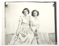 ROYAL SISTERS DOROTHY WILDING PORTRAIT PHOTOGRAPHS