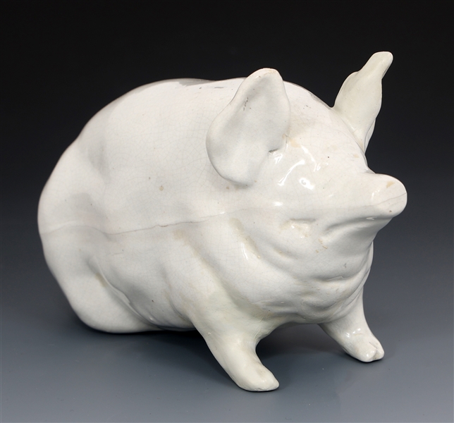 ROBERT HERON SCOTTISH WEMYSS WHITE POTTERY PIG
