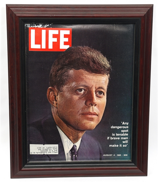 US PRESIDENT JOHN F KENNEDY SIGNED LIFE MAGAZINE