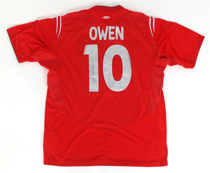 MICHAEL OWEN SIGNED ENGLAND SOCCER JERSEY