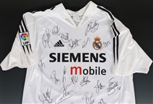 2004/05 REAL MADRID BECKHAM SQUAD SIGNED SOCCER JERSEY