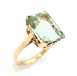 14K YELLOW GOLD GREEN BERYL FASHION SOLITAIRE RING