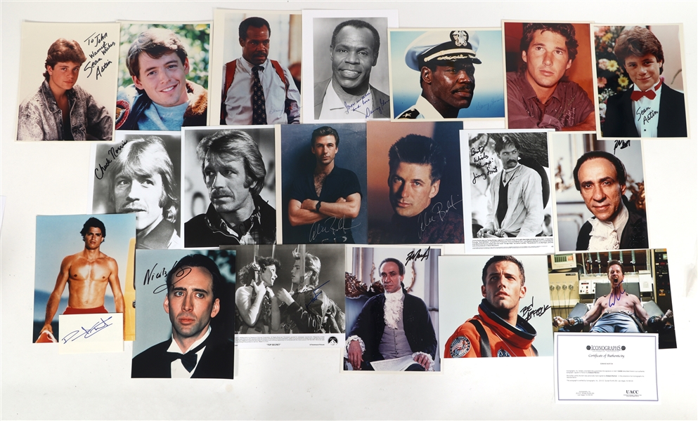 ACTOR AUTOGRAPHS - AFFLECK, GLOVER, NORRIS