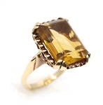 10K YELLOW GOLD CITRINE COCKTAIL RING