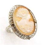 18K WHITE GOLD SHELL CAMEO RING 