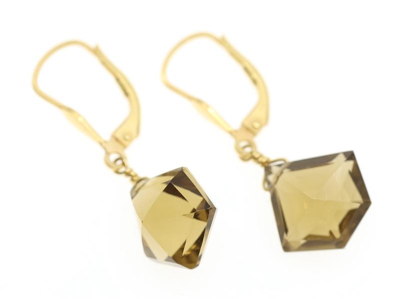 18K YELLOW GOLD KITE CUT SMOKEY TOPAZ DROP EARRINGS