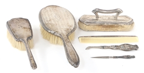 WEIGHTED STERLING SILVER VANITY/DRESSER SET ITEMS 